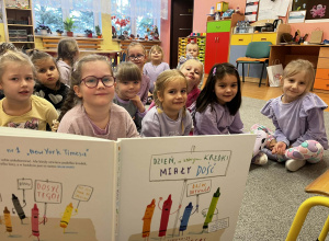 Dzień Kredki w grupie "Sówki"